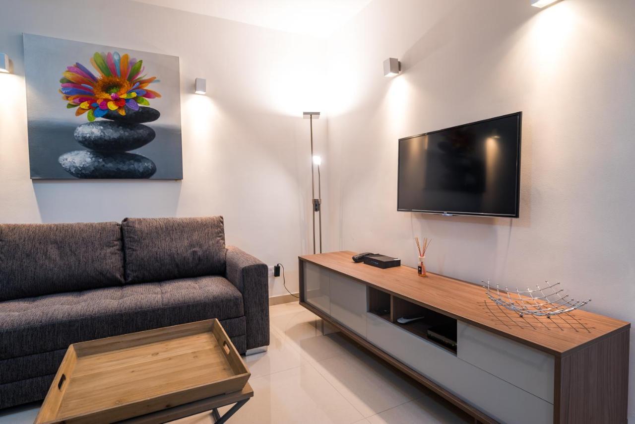 Sh6A- Qawra Prime Location 2 Bedroom Apartment St. Paul's Bay Luaran gambar